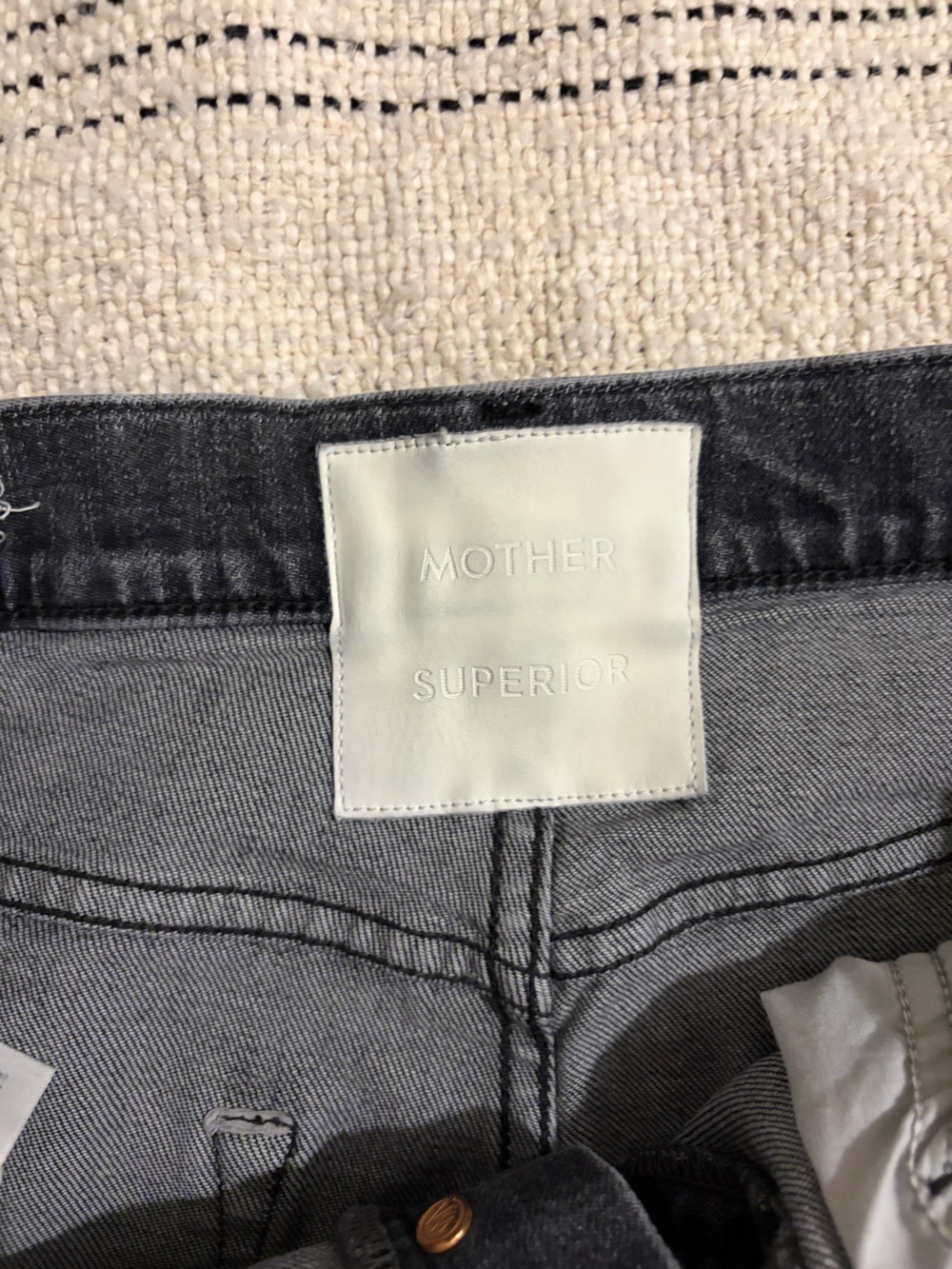 Mother High Rise Straight Leg Jeans Gray Wash Model Off Duty Size 30 - Picture 4 of 7